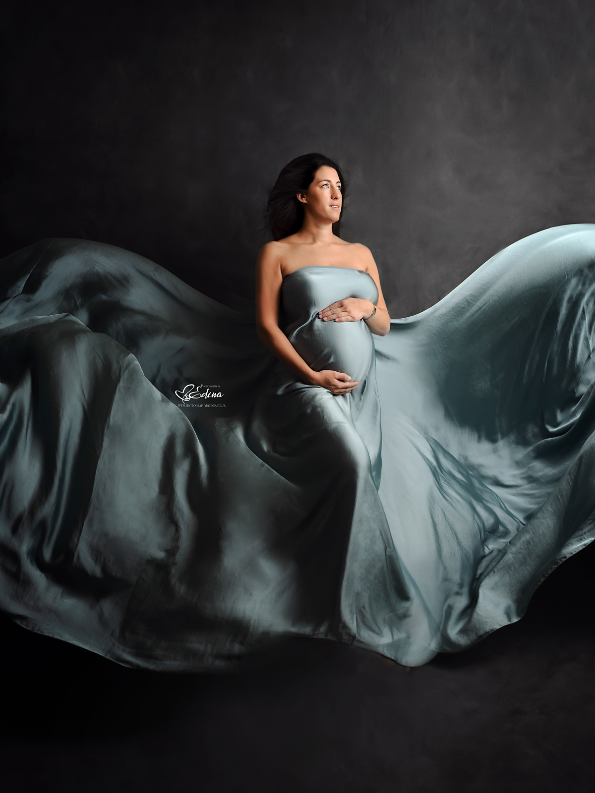 floating material maternity photo session