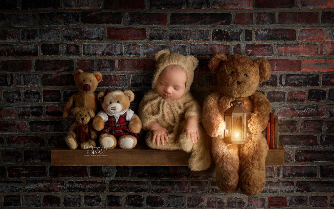 Why choose Photography by Edina for your Newborn Photos?